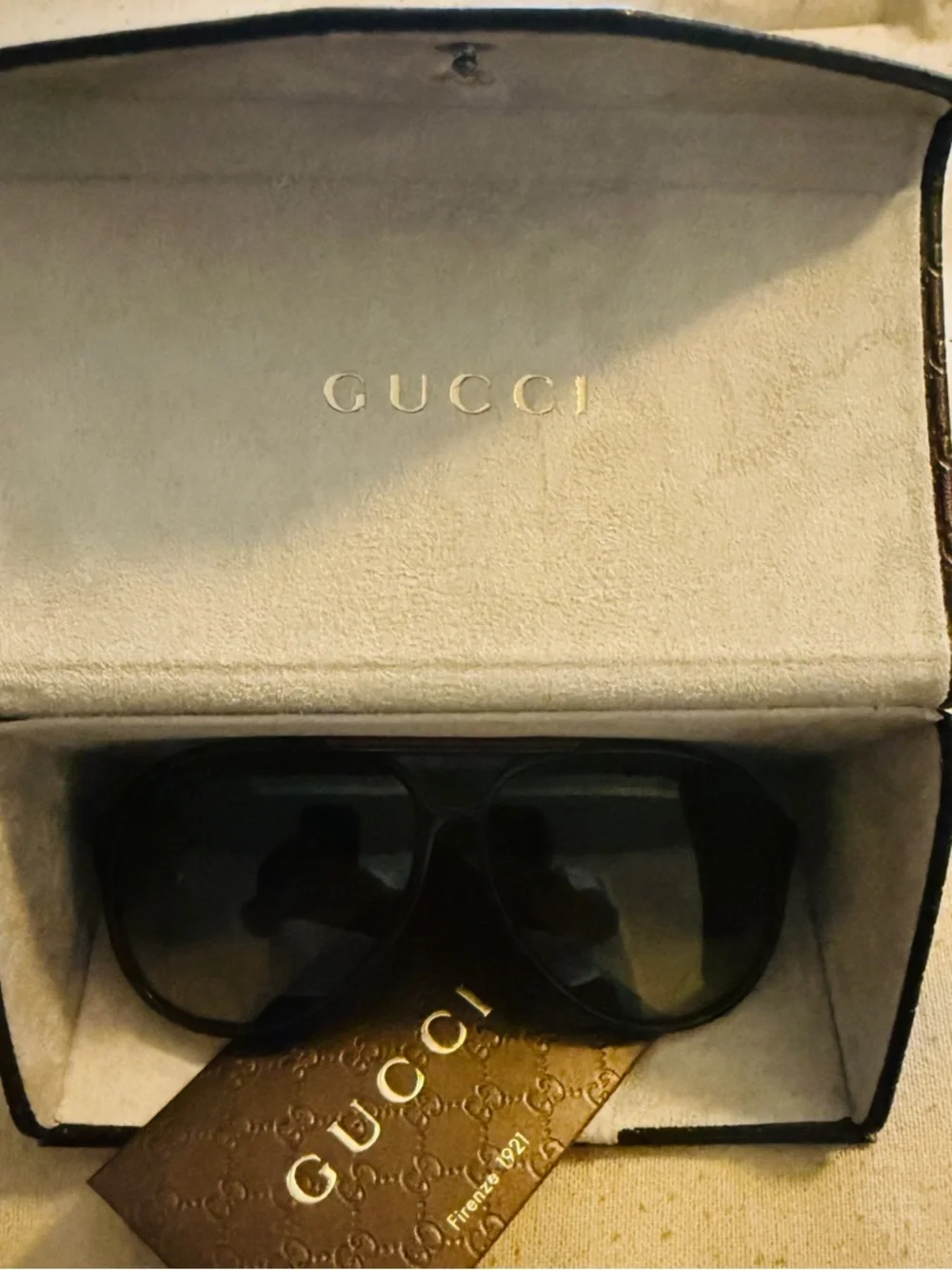 Gucci Women's Aviator Sunglasses in Tortoiseshell and Brown Gradient - Picture 2 of 6